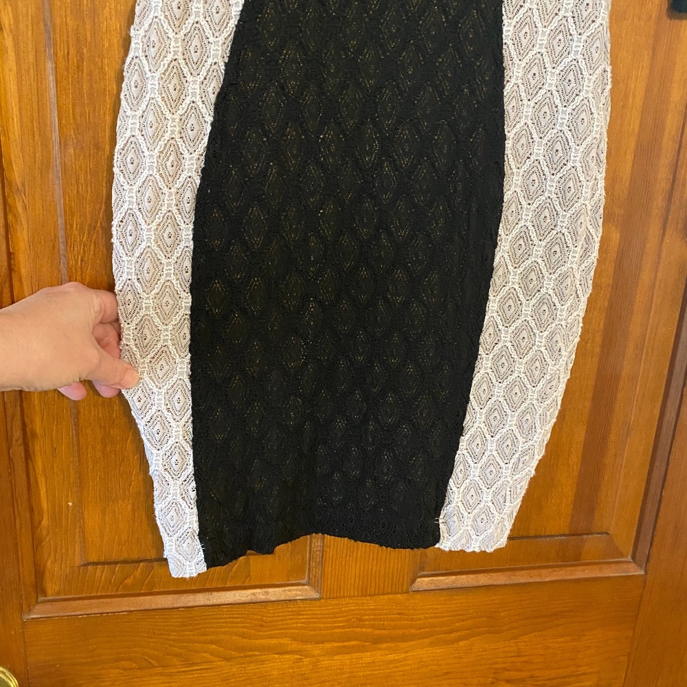 Bailey 44 Alexis Lace Dress in Black and White XS - Picture 8 of 11